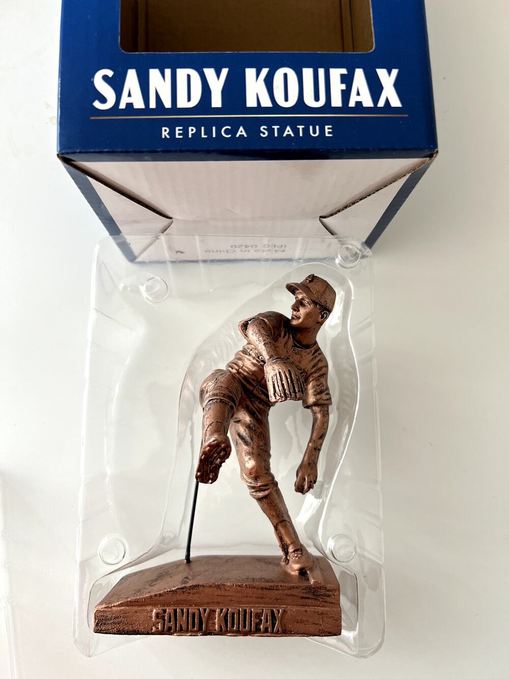 LA Dodgers MLB Sandy Koufax Replica Statue SGA New In Box Los Angeles Dodgers
